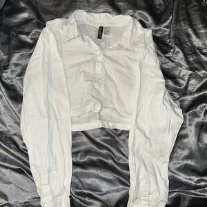 H&M divided White Button-Up Crop Top